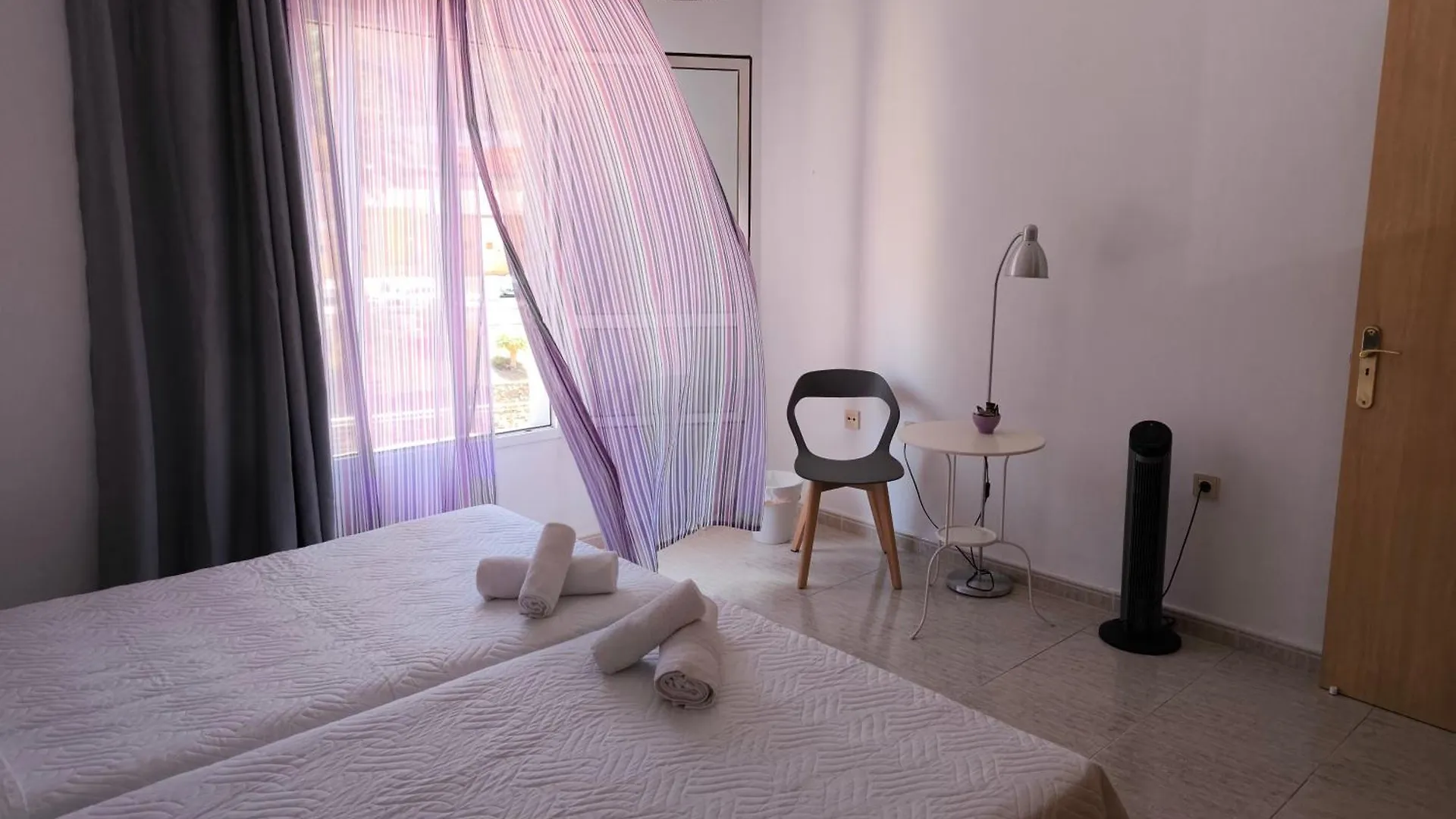 Guest house Acogedoras Habitaciones Privadas Zona Costera Wifi Morro Jable